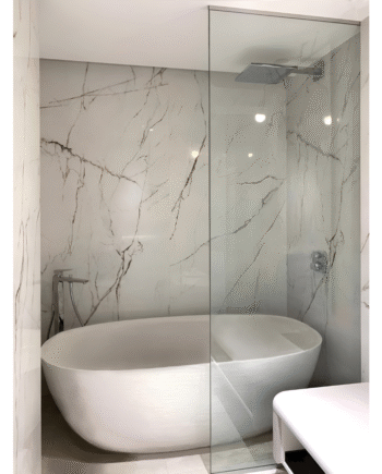 AGATA|стеклянная душевая перегородка до потолка