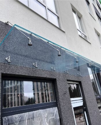 Canopy glass canopy visor on cables for the entrance (21) buy with delivery in Ukraine - splenko.com