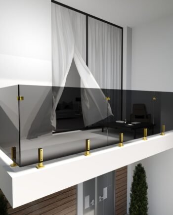 GUSTAVO Gold|стеклянное ограждение на балкон или террасу на усиленных стойках золотого цвета из закаленного тонированного стекла графит