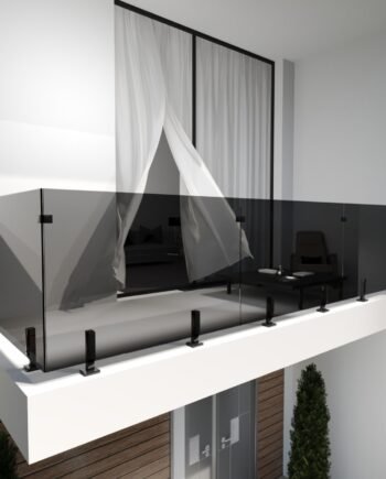 GUSTAVO Loft|стеклянное ограждение на балкон или террасу на усиленных стойках черного цвета из закаленного тонированного стекла графит