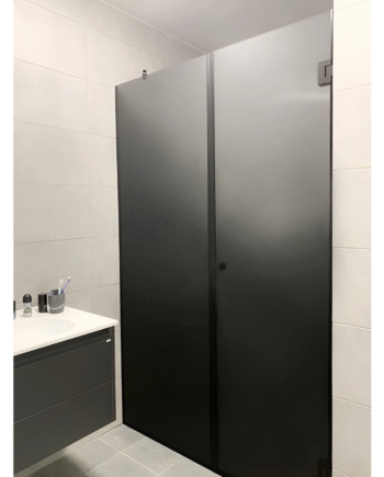 BEATRICE Loft|glass shower screen with hinged door