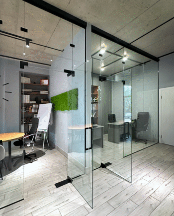 FELIX Loft|офісна скляна перегородка з маятниковими дверима по центру (10) купити з доставкою в Україні - splenko.com