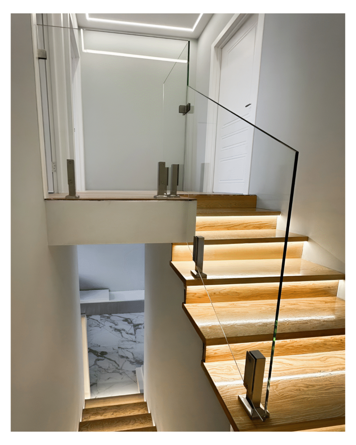 GUSTAVO Classic| glass fence for staircases on reinforced posts made of tempered clear glass (54) buy with delivery in Ukraine - splenko.com GUSTAVO Classic| glass fence for staircases on reinforced posts made of tempered clear glass (54) buy with delivery in Ukraine - splenko.com