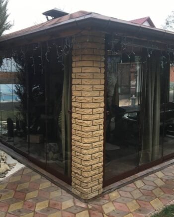 Слайдинг безрамное раздвижное остекление, стеклянные стены для веранды, террасы, беседки, балкона