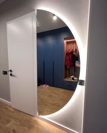 Зеркало полукруглое VLASTELINA LED с фоновой подсветкой (100 х 60 см)