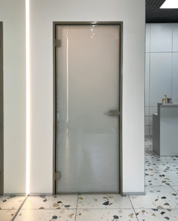 ADRIANO Beige|двері скляні триплекс матовані в бежевому алюмінієвому коробі з обрамленням в офіс