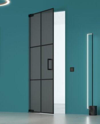 OLIVER Loft|двери маятниковые с доводчиком и разделением полосами графит матированные
