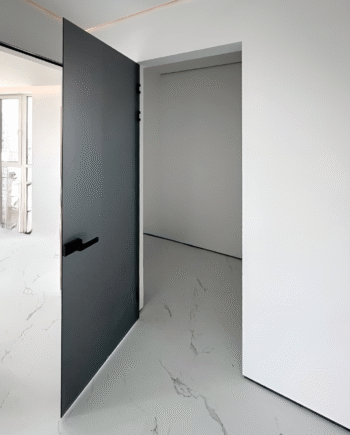 ALBERTO Black| interior door without frame on hinges with black fittings and frosted glass graphite