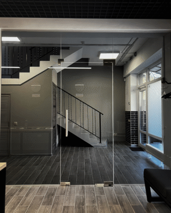 FELIX|перегородка з маятниковими дверима та склом графіт (8) купити з доставкою в Україні - splenko.com