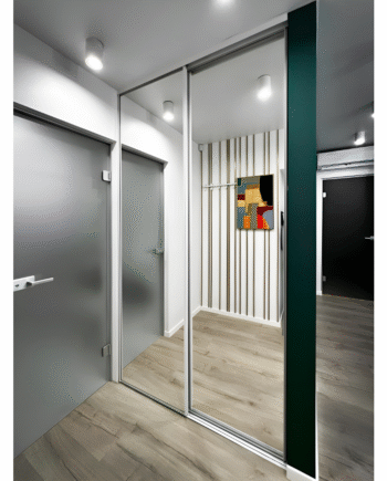 TEODOR White|перегородка с раздвижными дверями и нижней направляющей с зеркальным наполнением