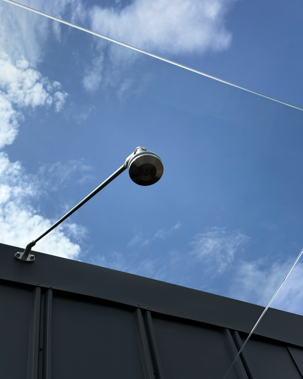 Fabrizio|скляний навіс над входом на трьох вантах — загартоване прозоре скло (21) купити з доставкою в Україні - splenko.com Fabrizio|скляний навіс над входом на трьох вантах — загартоване прозоре скло (21) купити з доставкою в Україні - splenko.com