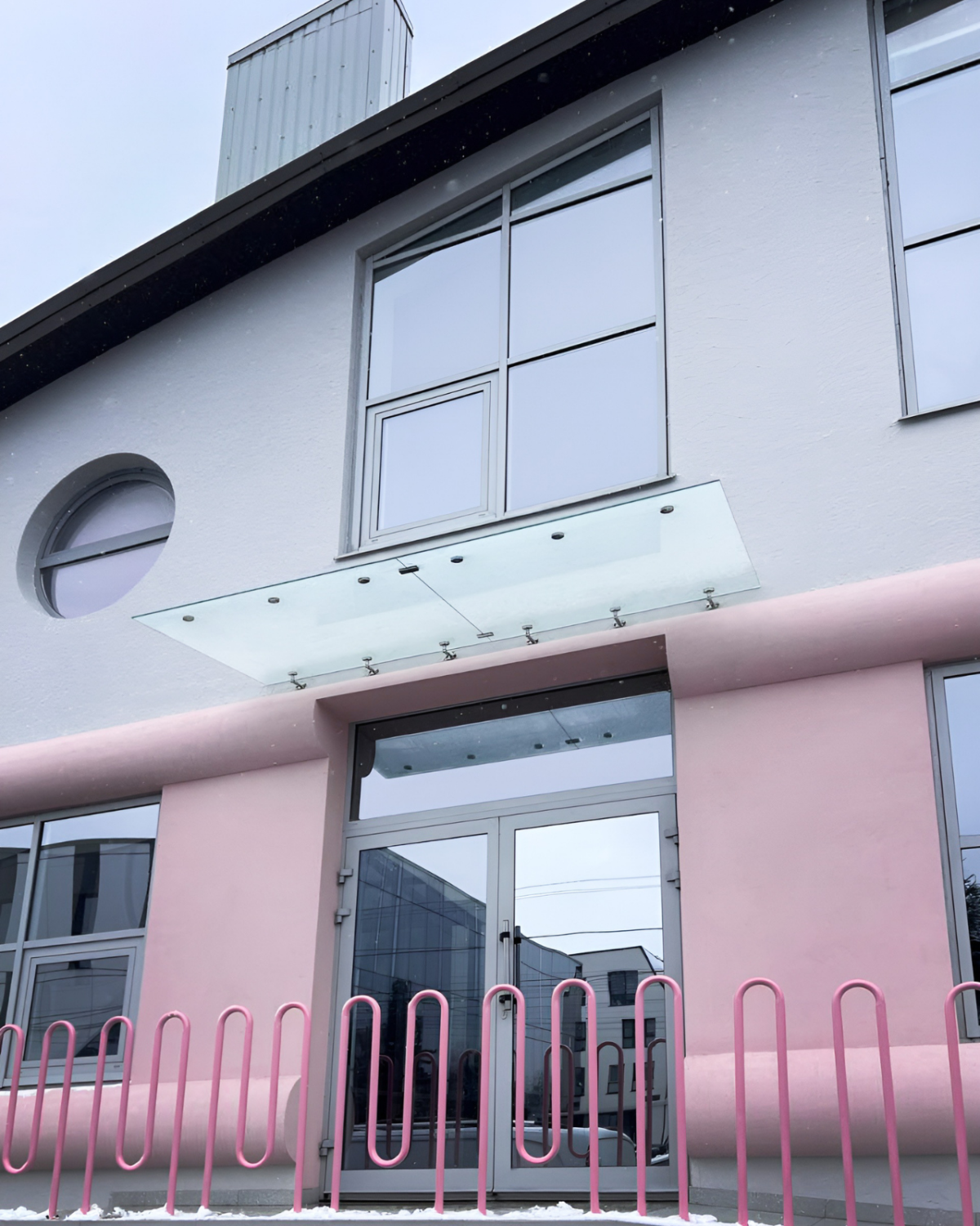 Fabrizio|скляний навіс над входом на трьох вантах — загартоване прозоре скло (36) купити з доставкою в Україні - splenko.com Fabrizio|скляний навіс над входом на трьох вантах — загартоване прозоре скло (36) купити з доставкою в Україні - splenko.com