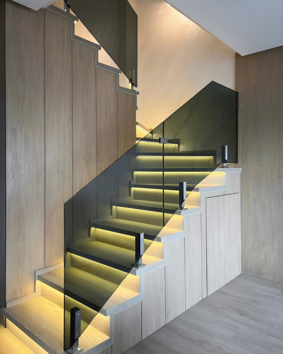 GUSTAVO Classic|скляне огородження сходових маршів на підсилених стійках із загартованого тонованого скла графіт (5) купити з доставкою в Україні - splenko.com GUSTAVO Classic|скляне огородження сходових маршів на підсилених стійках із загартованого тонованого скла графіт (5) купити з доставкою в Україні - splenko.com