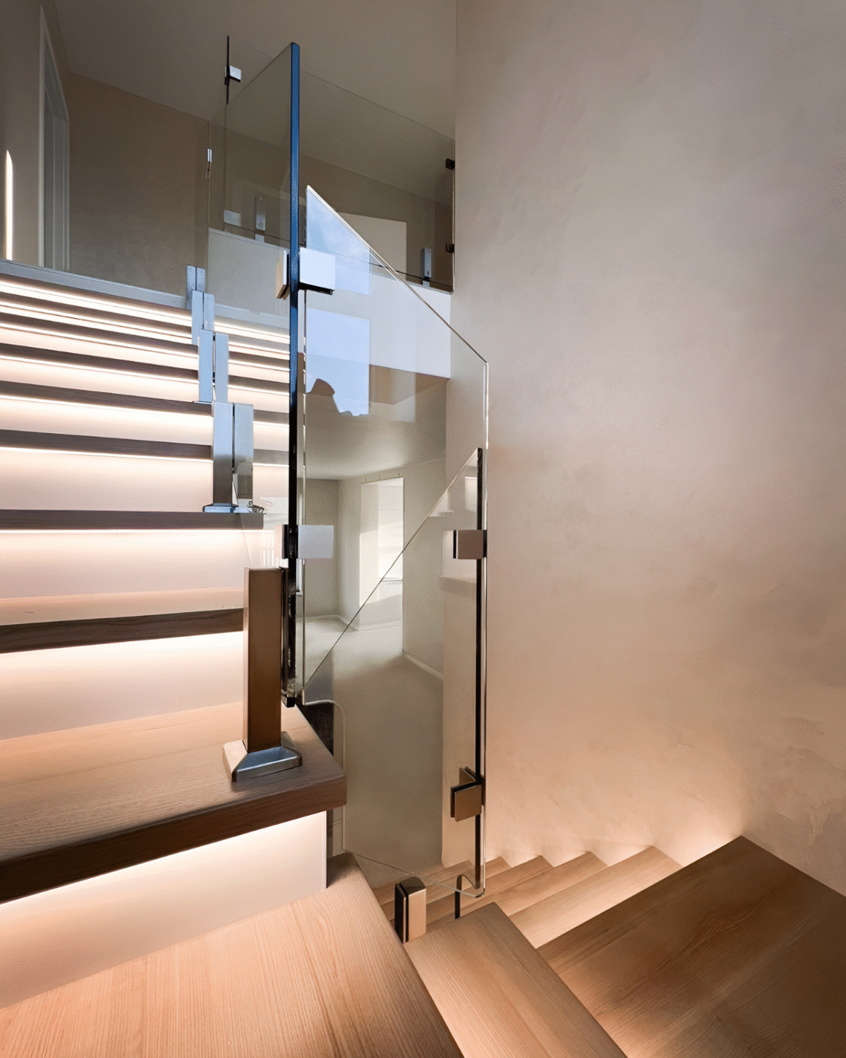 GUSTAVO Classic| glass fence for staircases on reinforced posts made of tempered clear glass (36) buy with delivery in Ukraine - splenko.com GUSTAVO Classic| glass fence for staircases on reinforced posts made of tempered clear glass (36) buy with delivery in Ukraine - splenko.com