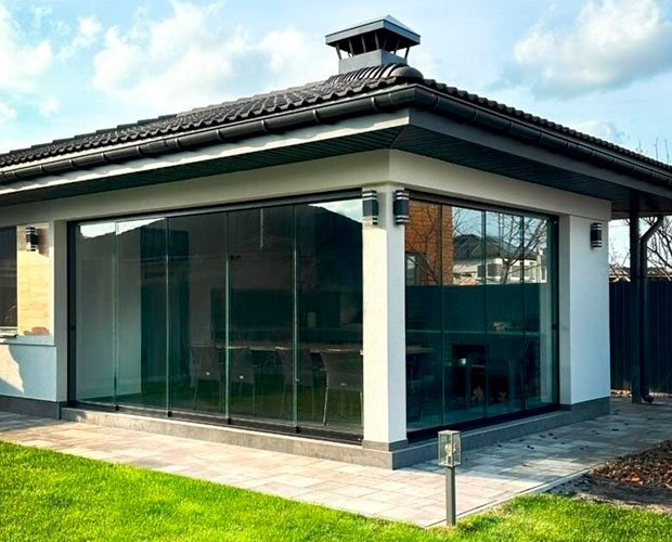 Скління альтанок